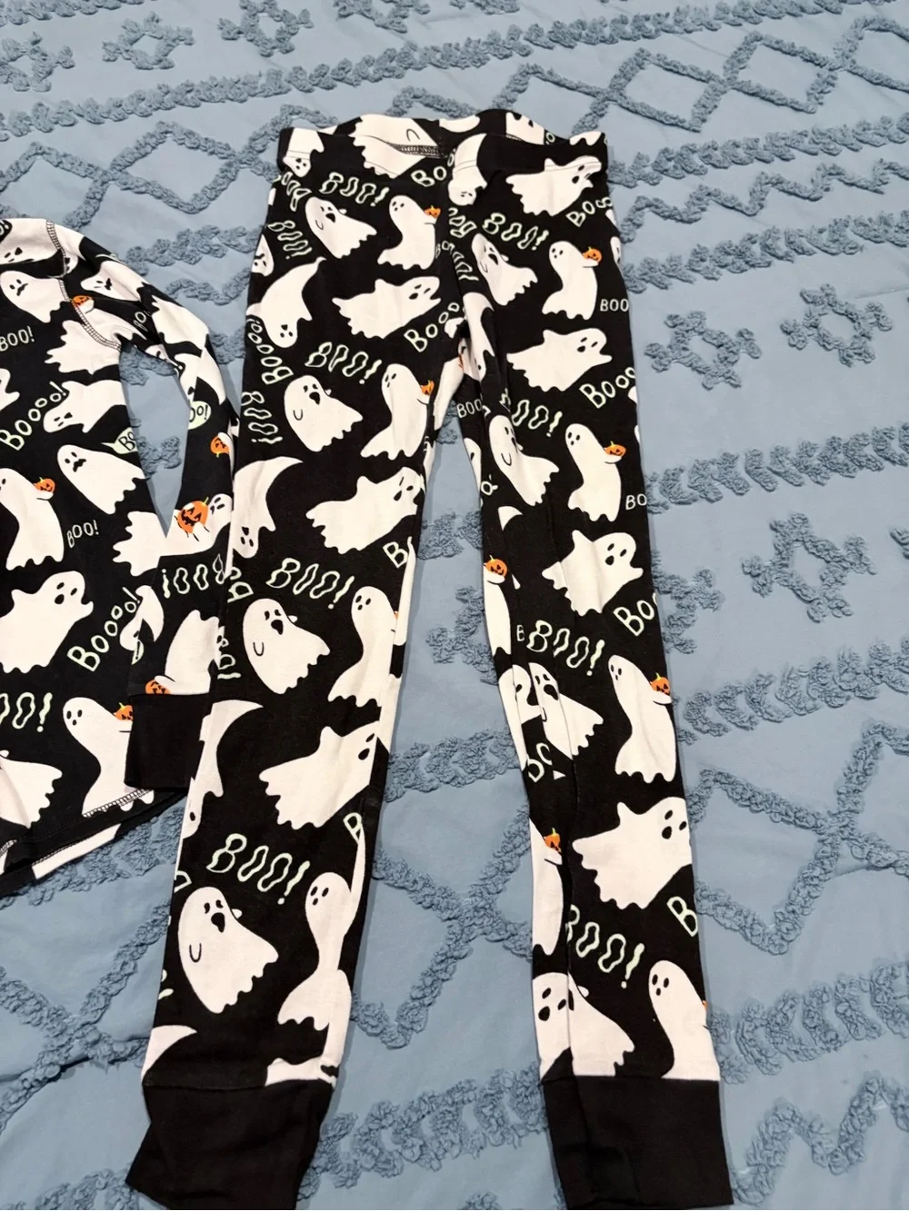 Old Navy Black & White Ghost Print Kids Pajama Set